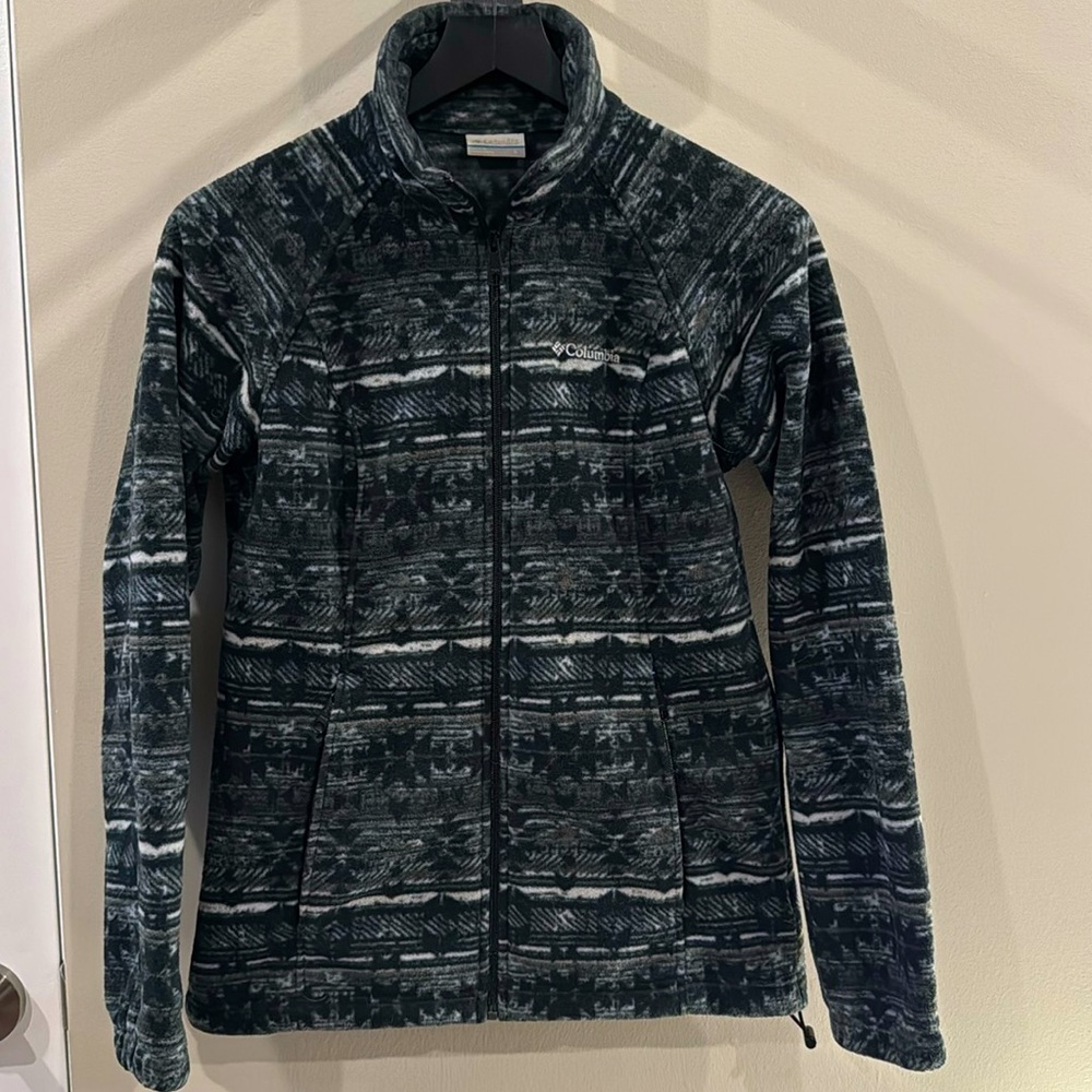 Columbia fleece jacket. Size Small.